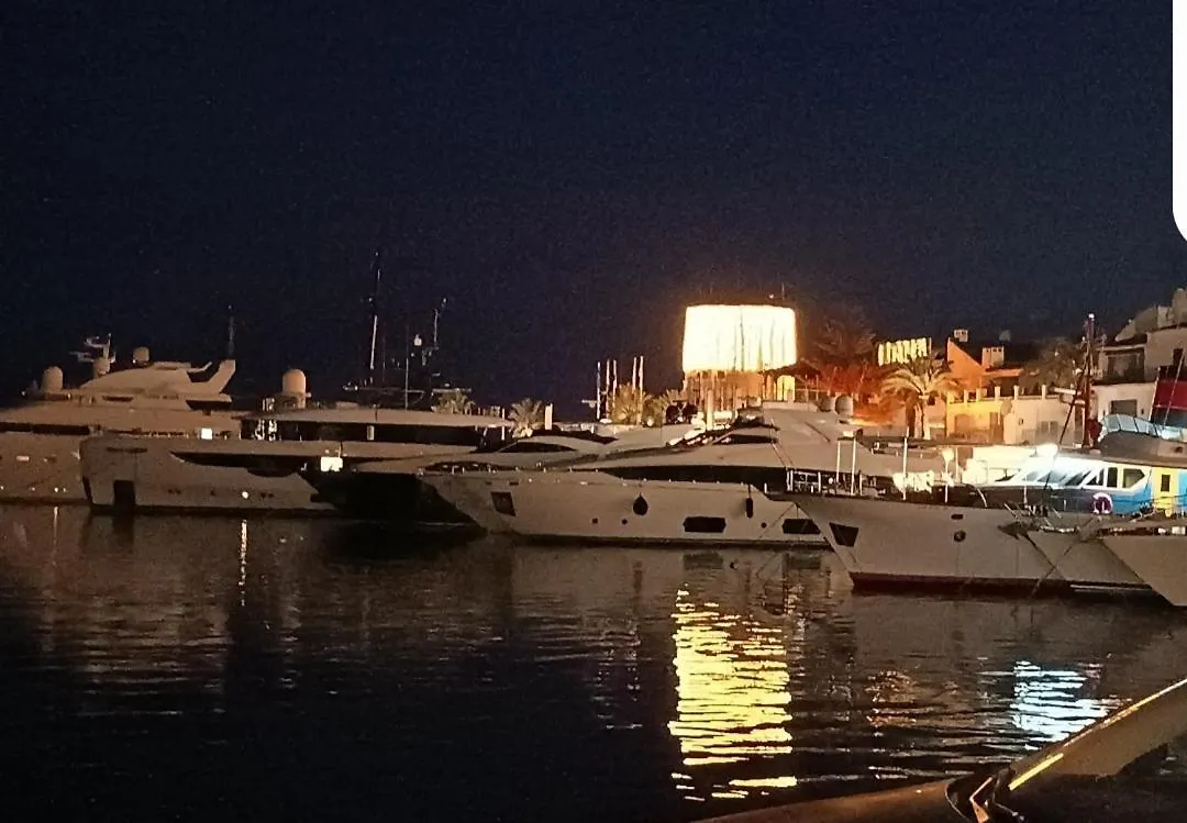 Apartamento En Puerto Banus Marbella 0*,