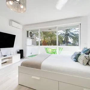 Moderno Estudio Y Piscina A 50 Metros De La Playa Marbella